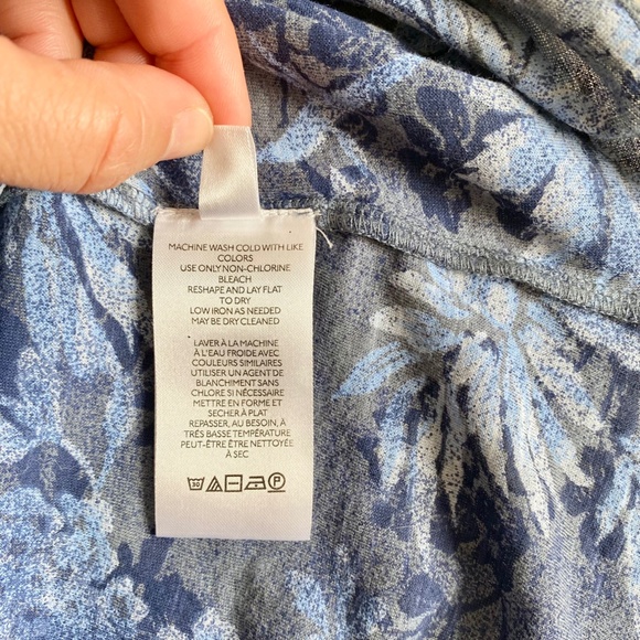 ANTHROPOLOGIE "PILCRO"- Scoop Neck T-Shirt - Picture 11 of 15